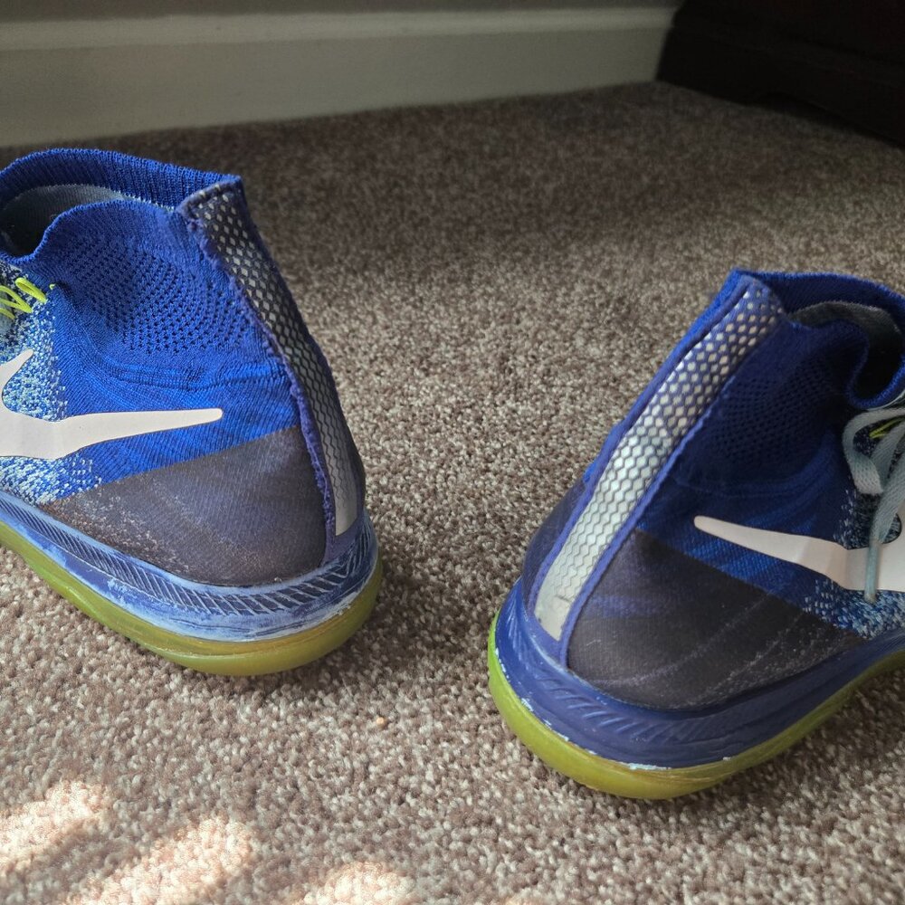 Nike - Picture 7 of 8